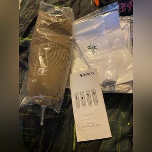 Iceross cushion and locking liner